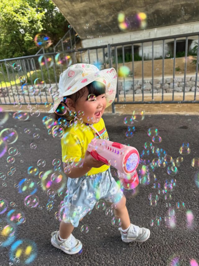 🫧シャボン玉日和の日🫧

#垂水区
#小規模保育園
#本多聞小規模保育園
#シャボン玉
#笑顔
#園児募集中