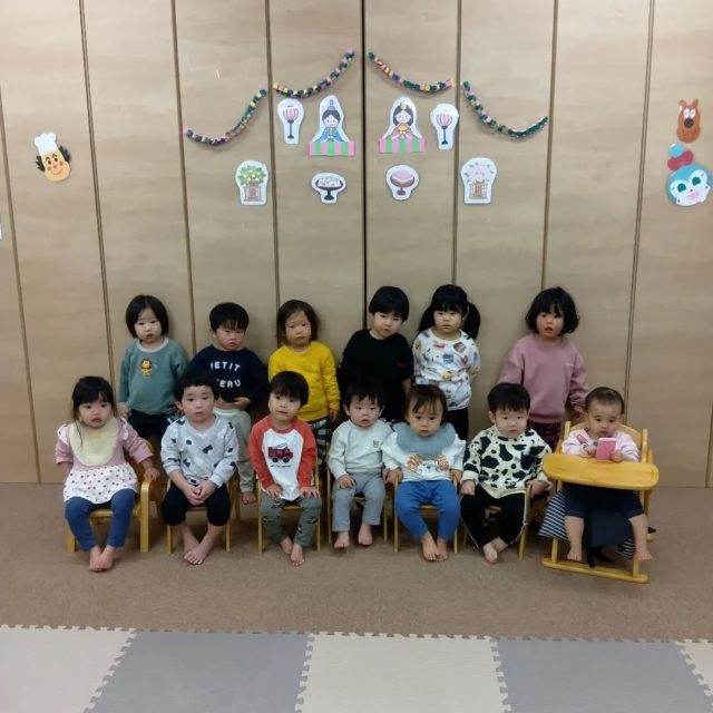 今日はおひな祭り会でした🎎
お話を観たり、福笑いゲームをしたりして楽しく過ごしました。